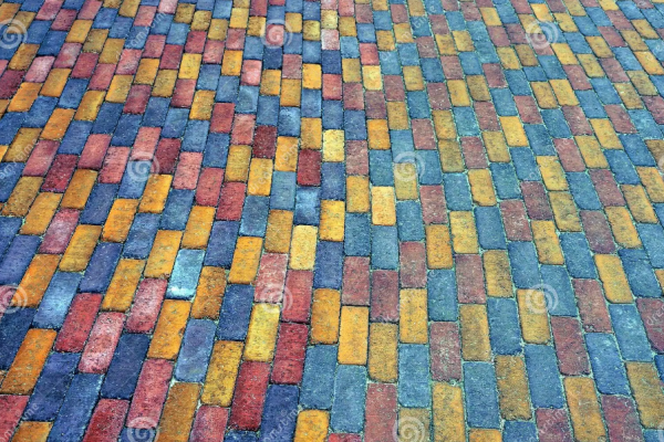 Batu Koral Berwarna sebagai Paving Utama